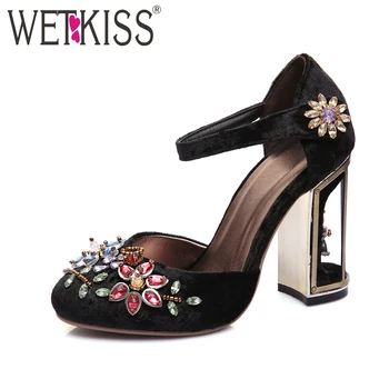 WETKISS 2019 Retro Floral Pleuche Shoes Women Pumps Luxurious Cutouts Bird Cage High Heel Crystal Female Vintage Pumps Big Size
WETKISS 2019 Retro Floral Pleuche Shoes Women Pumps Luxurious Cutouts Bird Cage High Heel Crystal Female Vintage Pumps Big Size