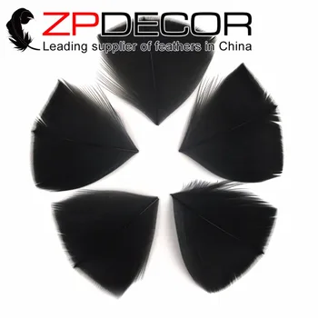 ZPDECOR 3~7cm 200Pieces/lot Feathers Factory Directly Wholesale BLACK Turkey Feather Petal Trimmed For Jewelry Decoration
ZPDECOR 3~7cm 200Pieces/lot Feathers Factory Directly Wholesale BLACK Turkey Feather Petal Trimmed For Jewelry Decoration