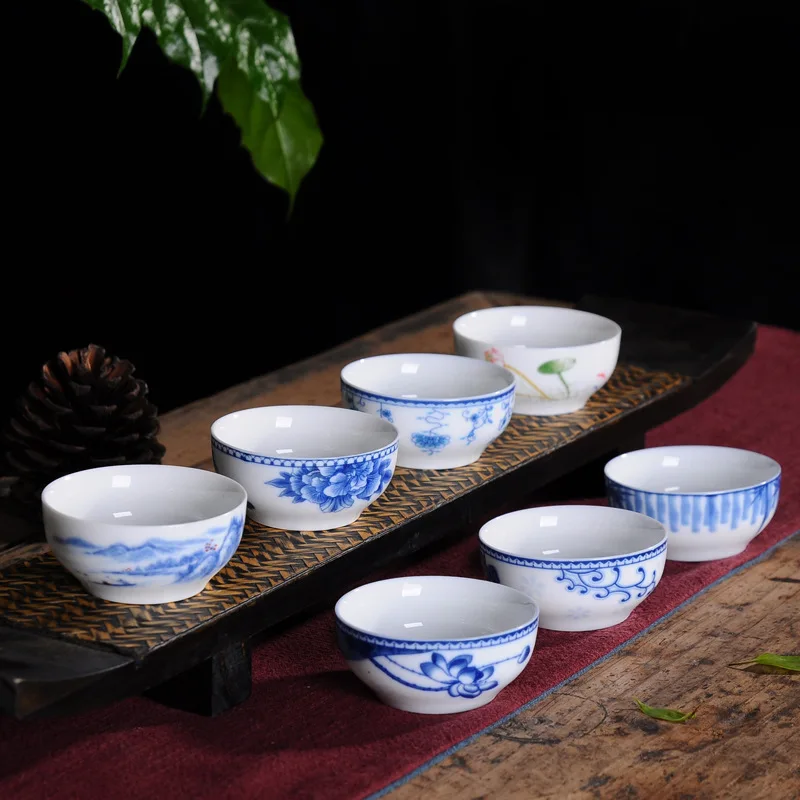 4pcs High white blue and white cup, glazed ceramics tea cups Kung Fu Teacup,Chinese style teacups,Tea accessories Puer cup set
4pcs High white blue and white cup, glazed ceramics tea cups Kung Fu Teacup,Chinese style teacups,Tea accessories Puer cup set