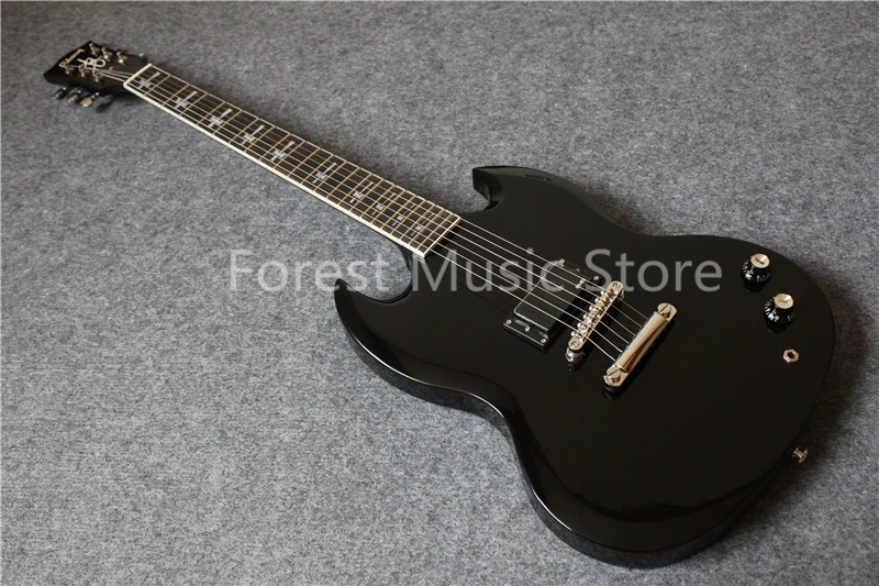 New Arrival China Black Finish Customized Tony Lommi Suneye SG Electric Guitar With One Pickup For Sale
New Arrival China Black Finish Customized Tony Lommi Suneye SG Electric Guitar With One Pickup For Sale