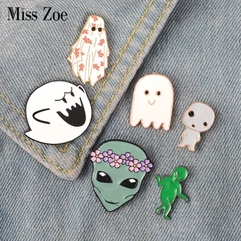 Ghost Alien enamel pin Cute Boo Ghost monster Wreath alien baby badge brooch Lapel pin Denim Jean shirt bag Cartoon Jewelry Gift
Ghost Alien enamel pin Cute Boo Ghost monster Wreath alien baby badge brooch Lapel pin Denim Jean shirt bag Cartoon Jewelry Gift