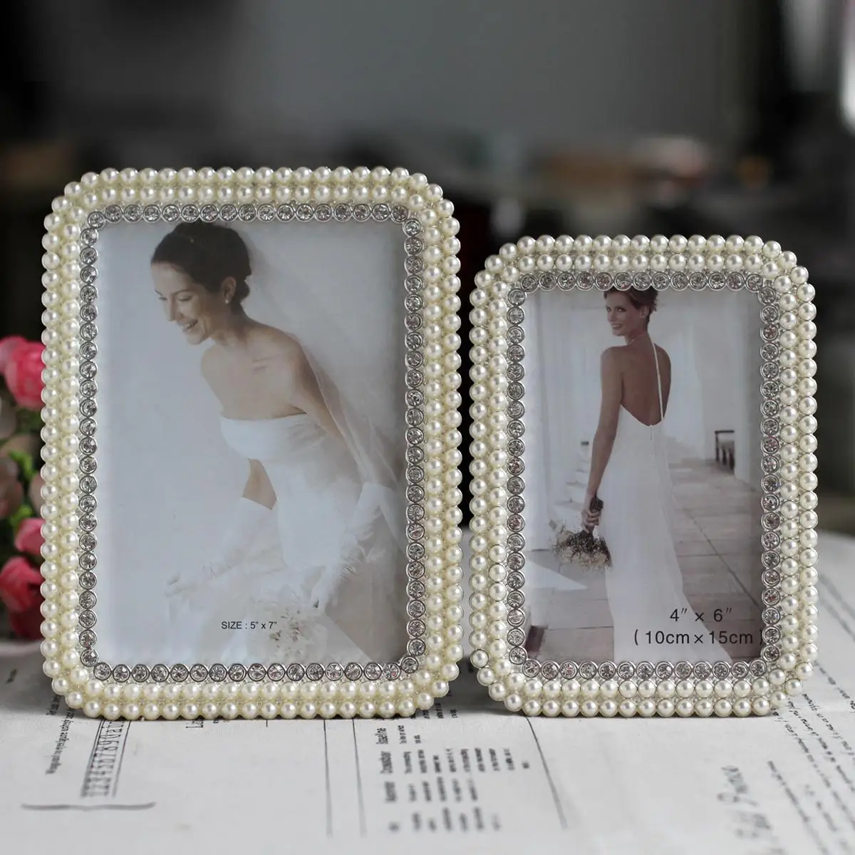 Hot Selling Newest 3 Inch 6 Inch 7 Inch Square Metal Photo Frame, Diamond Wedding Dress Photo Pendant Gift Pendulum Home Gift
Hot Selling Newest 3 Inch 6 Inch 7 Inch Square Metal Photo Frame, Diamond Wedding Dress Photo Pendant Gift Pendulum Home Gift