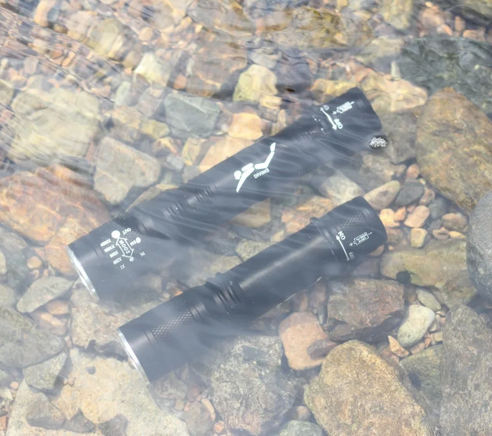 XM-L2 tactical flashlight powerful waterproof underwater scuba diving zoom lantern fill light torch T6 white light LED camping XM-L2 tactical flashlight powerful waterproof underwater scuba diving zoom lantern fill light torch T6 white light LED camping