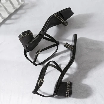Women Sandals Handmade Genuine Leather 2019 New Sexy Lady Peep Toe Sandals Square Heel Crystal Buckle Strap Classics Shoes Woman
Women Sandals Handmade Genuine Leather 2019 New Sexy Lady Peep Toe Sandals Square Heel Crystal Buckle Strap Classics Shoes Woman