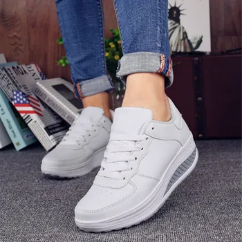 Children Sneakers Women Running Shoes Female Sports Shoes PU Leather Girls Increase Platform Wedges 5 cm Heel Casual Shake Shoes
Children Sneakers Women Running Shoes Female Sports Shoes PU Leather Girls Increase Platform Wedges 5 cm Heel Casual Shake Shoes