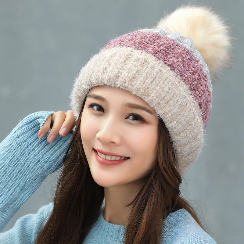 Autumn Winter New Beanies Knitted Hat Female Double Layer Plus Velvet Faux Fur Pompom Ball Cap Student Warm Skullies Caps H7307
Autumn Winter New Beanies Knitted Hat Female Double Layer Plus Velvet Faux Fur Pompom Ball Cap Student Warm Skullies Caps H7307