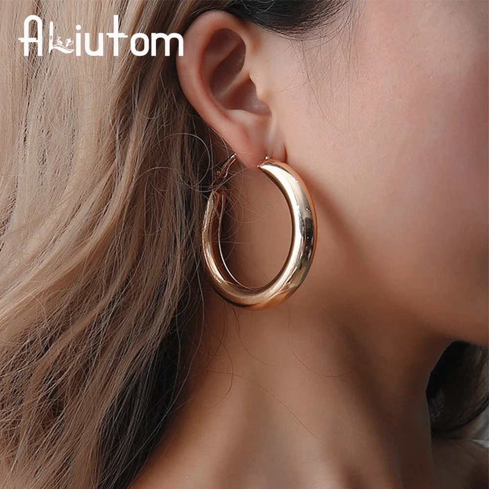 ALIUTOM Fashion Gold Color Circle Hoop Earrings 2018 Punk Retro Big Round Wife Hoop Earrings Gifts For Women
ALIUTOM Fashion Gold Color Circle Hoop Earrings 2018 Punk Retro Big Round Wife Hoop Earrings Gifts For Women