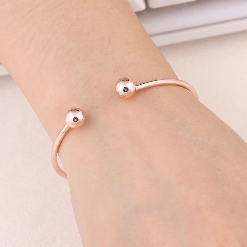 NS84 Fashion Jewelry Gold Color Cuff Bracelet Adjustable Metal Bangle Bracelet For Women High Quality Wholesale Birthday Gift
NS84 Fashion Jewelry Gold Color Cuff Bracelet Adjustable Metal Bangle Bracelet For Women High Quality Wholesale Birthday Gift