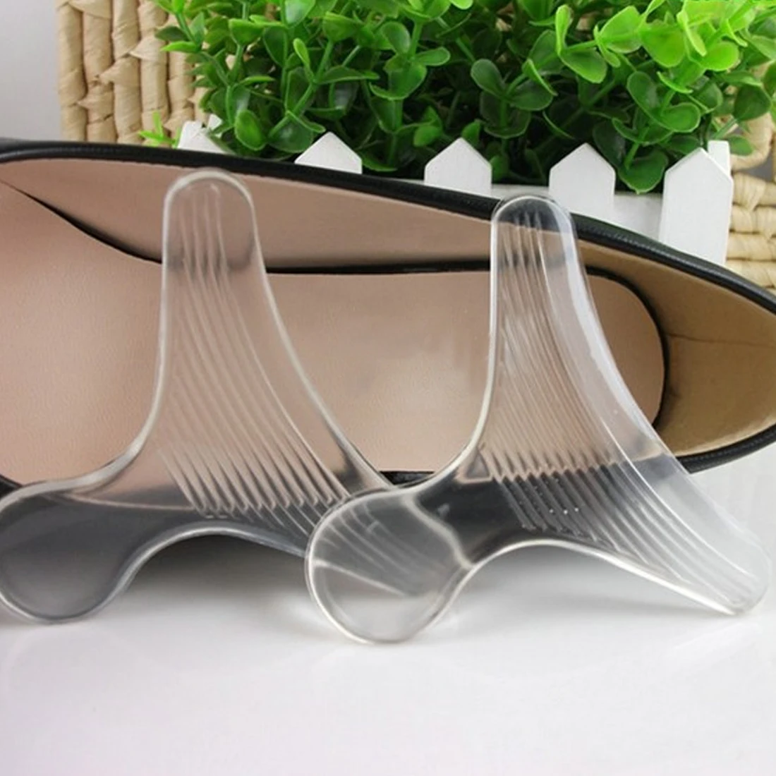 1 Pair Women Heel pads Silicone Shoe High Heel Dance Insole Pad Cushion Gel Grips Foot Protector
1 Pair Women Heel pads Silicone Shoe High Heel Dance Insole Pad Cushion Gel Grips Foot Protector