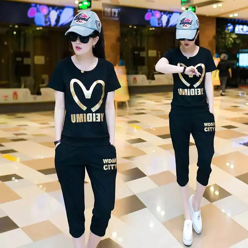 2018 Spring Summer Tracksuit Women Plus Size Casual Two Piece Set Top And Pants Fashion Short O-Neck + And Calf-Length Pants Set
2018 Spring Summer Tracksuit Women Plus Size Casual Two Piece Set Top And Pants Fashion Short O-Neck + And Calf-Length Pants Set