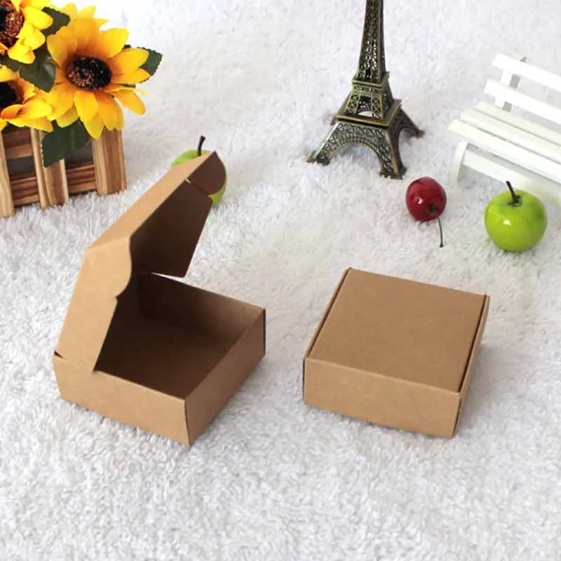 10pcs 2018 New Wholesale Gift BOX Kraft 13 Mult Sizes Kraft paper Cardboard Soap/Candy/Cake/Wedding Favour
10pcs 2018 New Wholesale Gift BOX Kraft 13 Mult Sizes Kraft paper Cardboard Soap/Candy/Cake/Wedding Favour