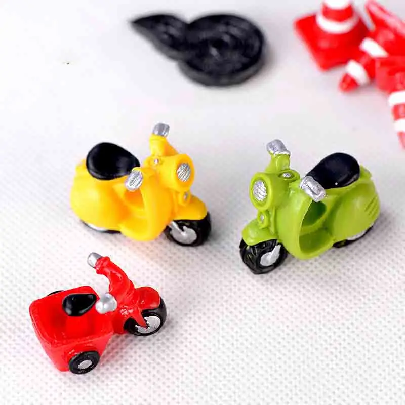 3 PCS Motorcycle Tricycle Transportation Miniature Ornament DIY Micro Dollhouse Fairy Garden Miniature Home Decoration
3 PCS Motorcycle Tricycle Transportation Miniature Ornament DIY Micro Dollhouse Fairy Garden Miniature Home Decoration