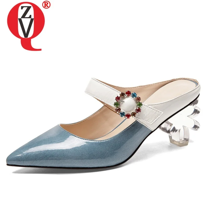 ZVQ shoes woman 2019 summer new fashion sexy handmade genuine leather woman slippers outside high strange style buckle sandals 
ZVQ shoes woman 2019 summer new fashion sexy handmade genuine leather woman slippers outside high strange style buckle sandals