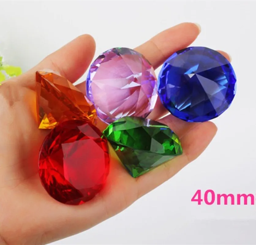 40mm 1pcs color Clear Crystal Diamond Cut Glass Jewelry Crystal Paperweight Wedding Decoration Home Glass Diamond child gift
40mm 1pcs color Clear Crystal Diamond Cut Glass Jewelry Crystal Paperweight Wedding Decoration Home Glass Diamond child gift