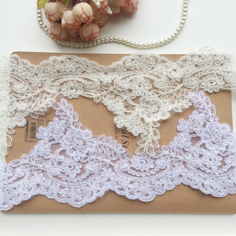 1Yds/lot 14.5cm wide White/bleach white precision embroidery car bone lace Wedding veil dress trimming decorative lace AC462
1Yds/lot 14.5cm wide White/bleach white precision embroidery car bone lace Wedding veil dress trimming decorative lace AC462