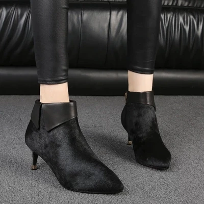 2018 new booties pointed stiletto high heel winter boots plus velvet Martin bare boots
2018 new booties pointed stiletto high heel winter boots plus velvet Martin bare boots