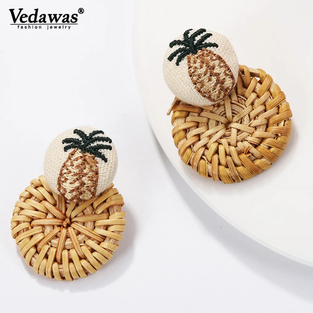 Vedawas Handmade Pineapple Statement Drop Dangle Earrings Women Boho Wooden Rattan Statement Pendant Earrings Party Gifts xg2401
Vedawas Handmade Pineapple Statement Drop Dangle Earrings Women Boho Wooden Rattan Statement Pendant Earrings Party Gifts xg2401