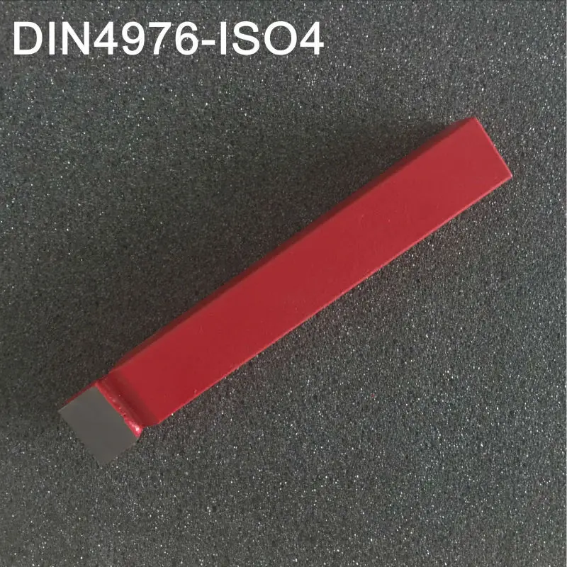 4976