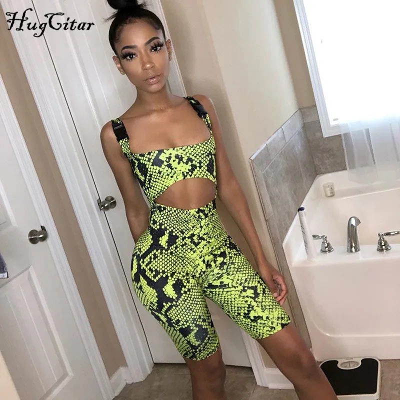 Hugcitar spaghetti straps buckle band snakeskin print playsuit 2019 summer women fashion sexy hollow out bodycon body
Hugcitar spaghetti straps buckle band snakeskin print playsuit 2019 summer women fashion sexy hollow out bodycon body