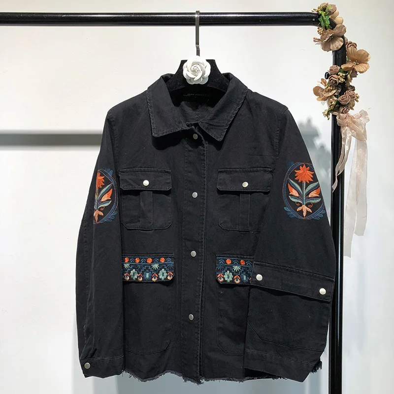 Autumn new women embroidery denim jacket Street wear Long sleeve Turndown collar casual pocket Hem Hair edge Jeans vintage Tops
Autumn new women embroidery denim jacket Street wear Long sleeve Turndown collar casual pocket Hem Hair edge Jeans vintage Tops
