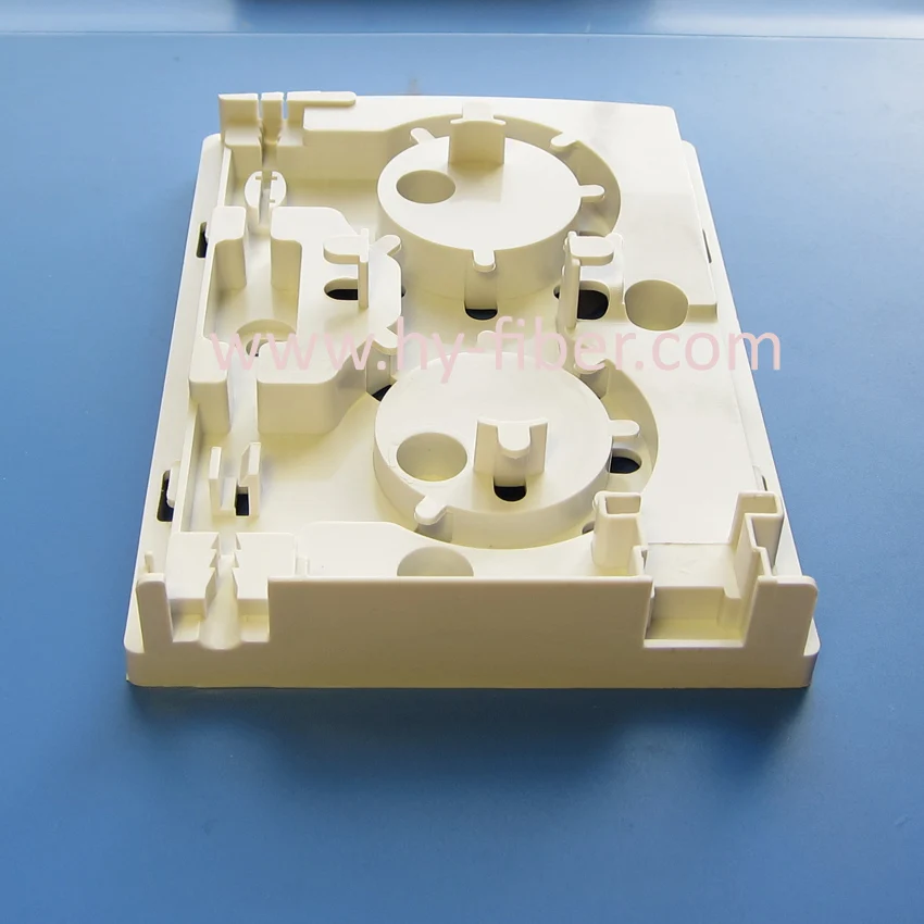 FTTH Fiber Optical Terminal Box Distribution Box 1 Core Wall Outlet For Drop Wire Cable Connection Without Adapter and Pigtail
FTTH Fiber Optical Terminal Box Distribution Box 1 Core Wall Outlet For Drop Wire Cable Connection Without Adapter and Pigtail