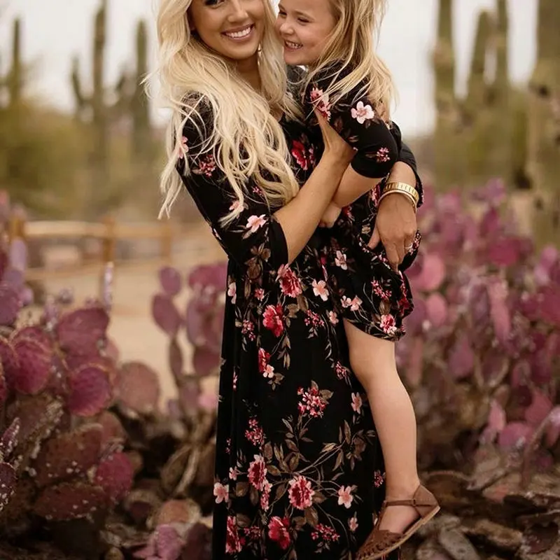 Family Look Mommy and Me Dress Autumn Long Sleeve Mother Daughter Winter Dresses Matching Clothes Flower Printed Long Maix Dress
Family Look Mommy and Me Dress Autumn Long Sleeve Mother Daughter Winter Dresses Matching Clothes Flower Printed Long Maix Dress