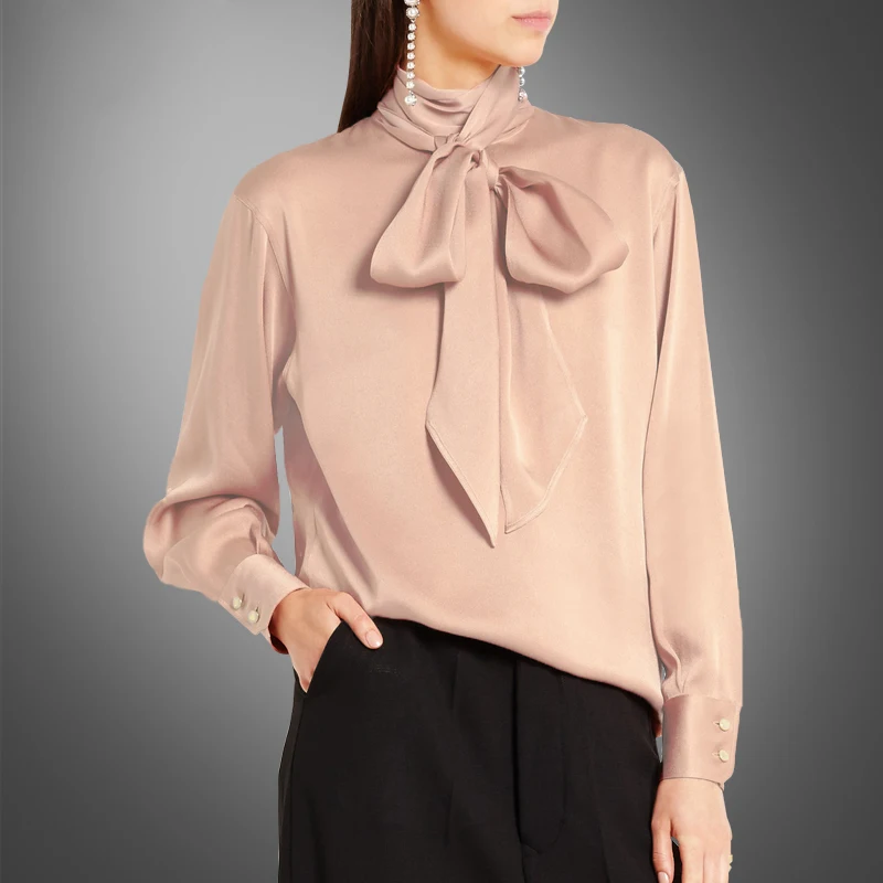 New products in Europe and the United States and the United States in the end of the new high-end leisure Butterfly shirt
New products in Europe and the United States and the United States in the end of the new high-end leisure Butterfly shirt