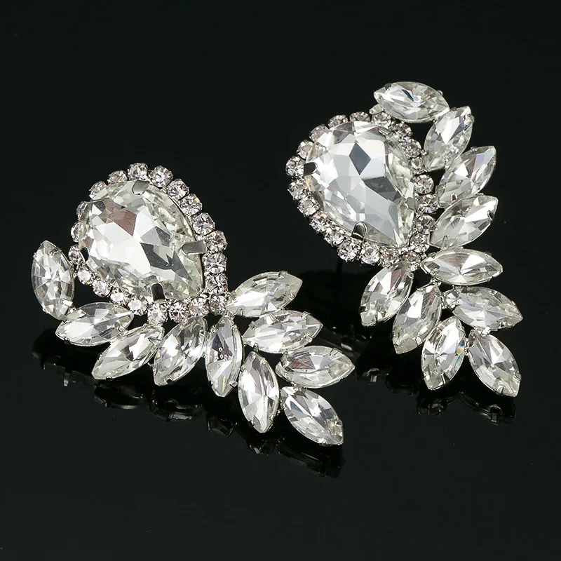 YFJEWE New Fashion Women Authentic Large Droplets Sparkling Crystal Earrings Accessories Jewelry#E261
YFJEWE New Fashion Women Authentic Large Droplets Sparkling Crystal Earrings Accessories Jewelry#E261