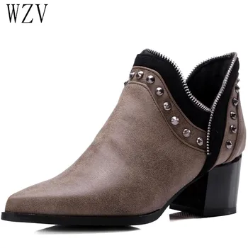 Women Boots Autumn Winter New Fashion Pointed Toe Chelsea Boots Ankle Boots Rivets High-heeled Martin Shoes H414
Women Boots Autumn Winter New Fashion Pointed Toe Chelsea Boots Ankle Boots Rivets High-heeled Martin Shoes H414