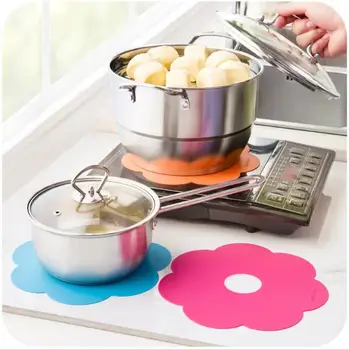 Tableware mats High temperature resistant silicone heating pad for induction cooker insulation pot mat Coaster Holder Placemat
Tableware mats High temperature resistant silicone heating pad for induction cooker insulation pot mat Coaster Holder Placemat