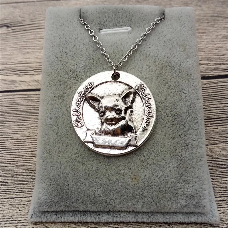 Elfin New Vintage Retro Chihuahua Necklace High Quality Chihuahua Pendant Necklace Women Pet Dog Pendant Jewelry
Elfin New Vintage Retro Chihuahua Necklace High Quality Chihuahua Pendant Necklace Women Pet Dog Pendant Jewelry