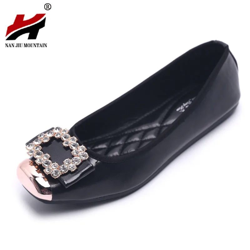 Elegant Square Rhinestone Soft Leather Women Flats Brand Shoes Woman Boat Shoes Casual Ladies Flats Plus Size 42 Free Shipping
Elegant Square Rhinestone Soft Leather Women Flats Brand Shoes Woman Boat Shoes Casual Ladies Flats Plus Size 42 Free Shipping