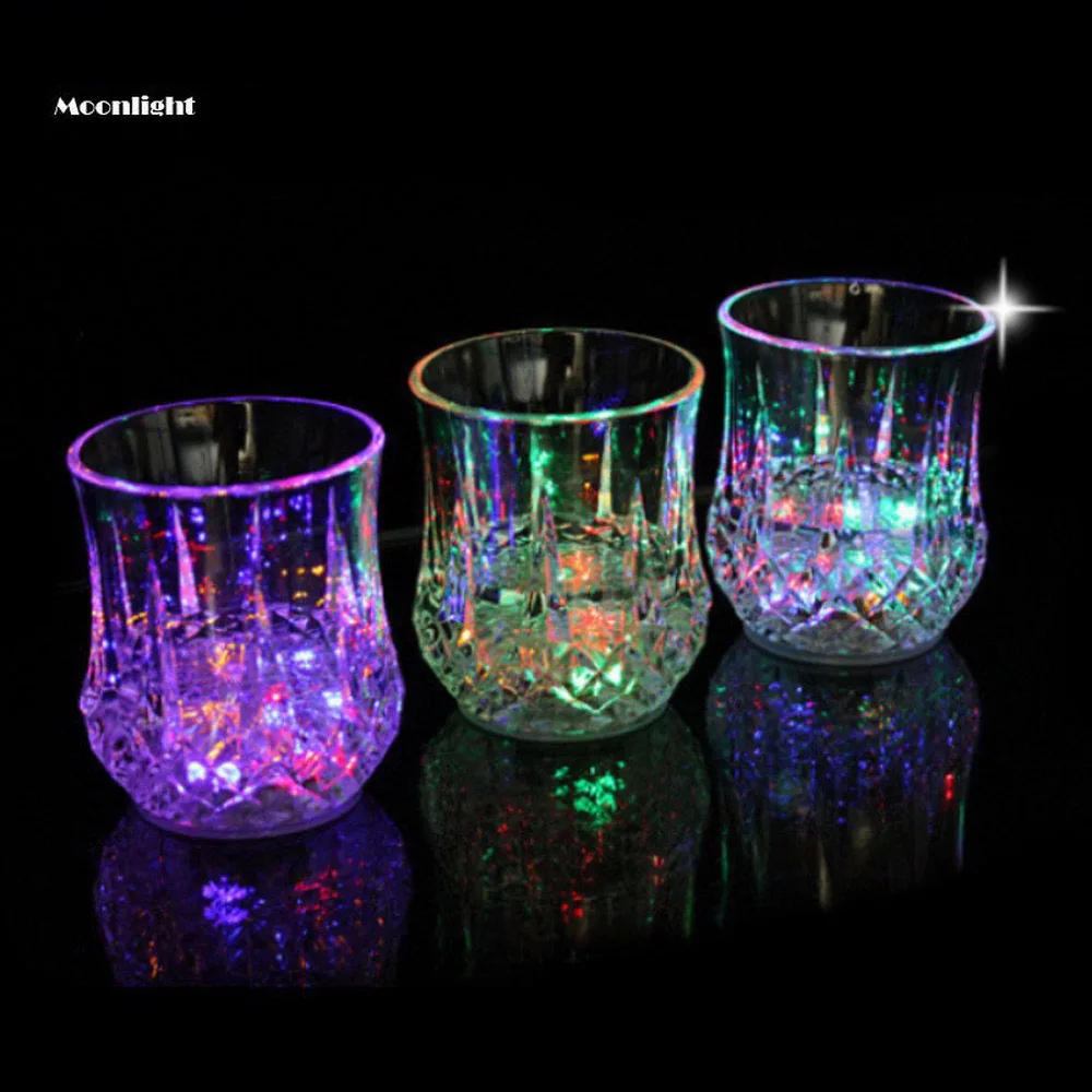 Sensing Wine Glass Cup LED Colorful Shiny Pineapple Cup Bar Party Flash Juice Cup Beer Glass Shot Glass Wedding Gift
Sensing Wine Glass Cup LED Colorful Shiny Pineapple Cup Bar Party Flash Juice Cup Beer Glass Shot Glass Wedding Gift