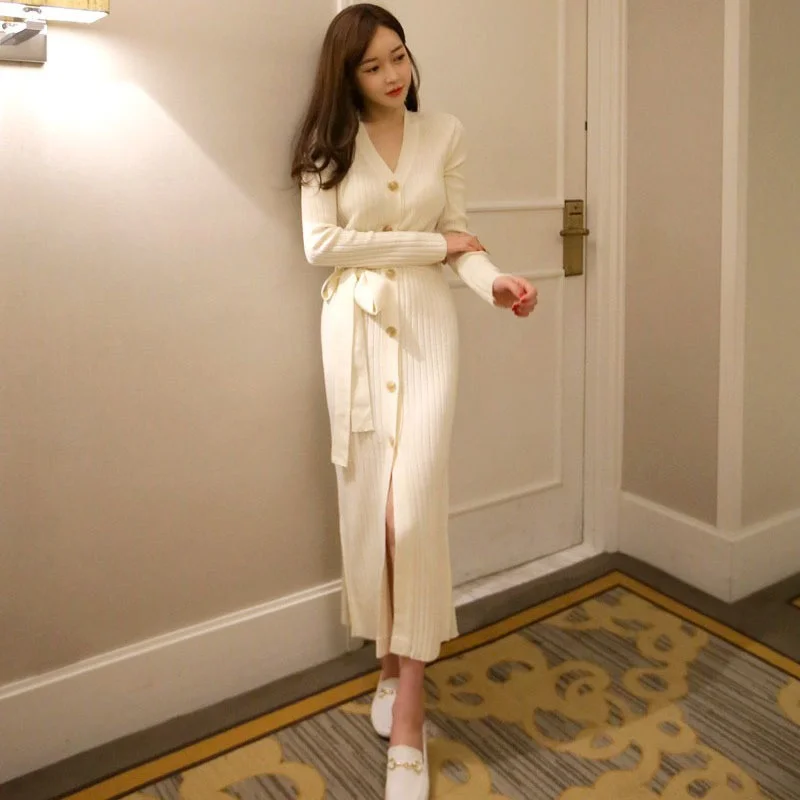 Sweater dress female winter button front women long jumper warm knitted dresses Korean style winter dresses women 2018 AA4308
Sweater dress female winter button front women long jumper warm knitted dresses Korean style winter dresses women 2018 AA4308