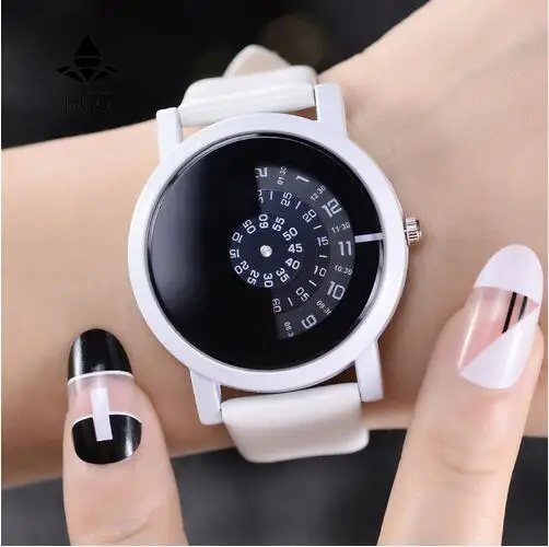 2019 BGG creative design wristwatch camera concept brief simple special digital discs hands fashion quartz watches for men women
2019 BGG creative design wristwatch camera concept brief simple special digital discs hands fashion quartz watches for men women
