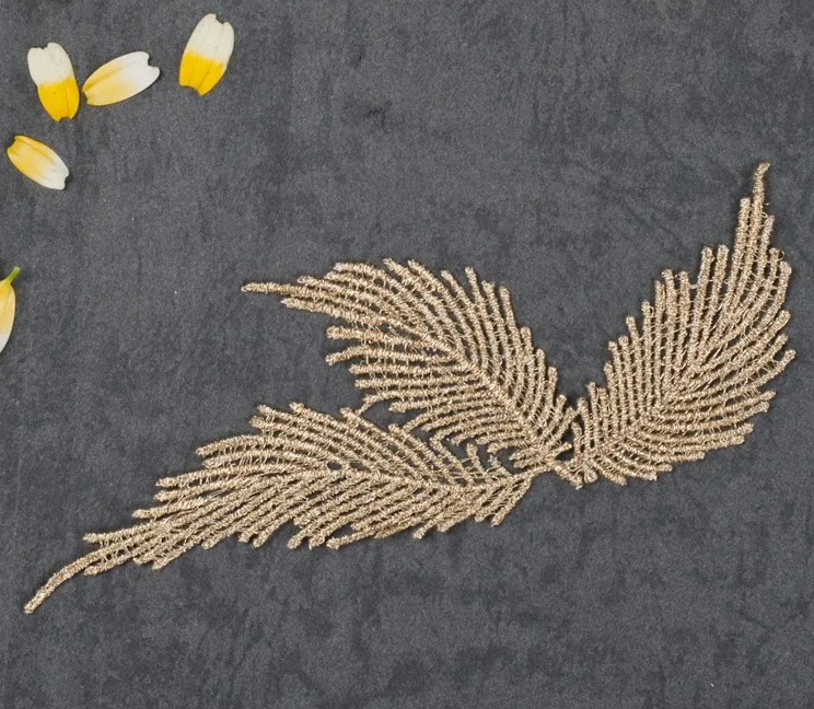 10pcs 7.5x6cm width silver/gold leaf fabric embroidery lace appliques patches X34A64O0224T
10pcs 7.5x6cm width silver/gold leaf fabric embroidery lace appliques patches X34A64O0224T