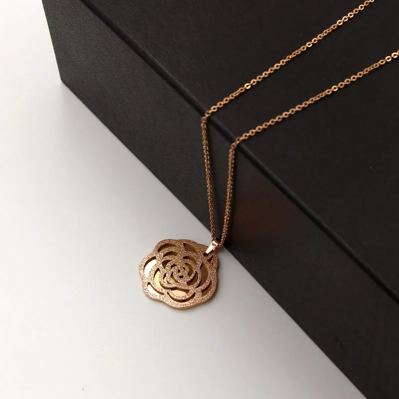 Fashion Brand Stainless Steel Rose Gold Color Love Hollow Camellia Flower Pendant Necklace Sweater Chain Women Gift
Fashion Brand Stainless Steel Rose Gold Color Love Hollow Camellia Flower Pendant Necklace Sweater Chain Women Gift