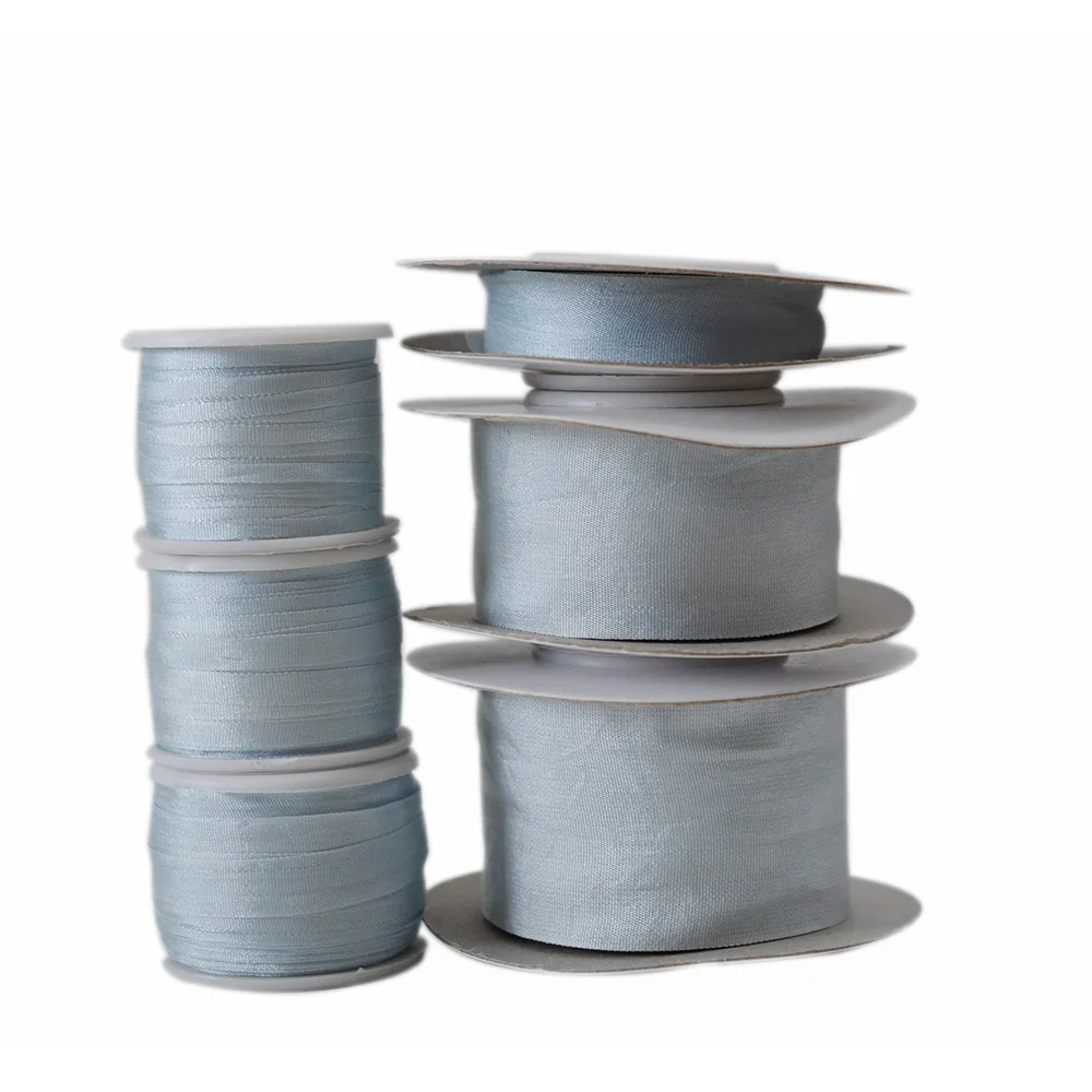 271 Pale Seafoam 100% Real Pure Mulberry Silk Embroidery Ribbon Handcraft Double Face Taffeta Silk Tape 2-32 mm (1/16--1inch)
271 Pale Seafoam 100% Real Pure Mulberry Silk Embroidery Ribbon Handcraft Double Face Taffeta Silk Tape 2-32 mm (1/16--1inch)