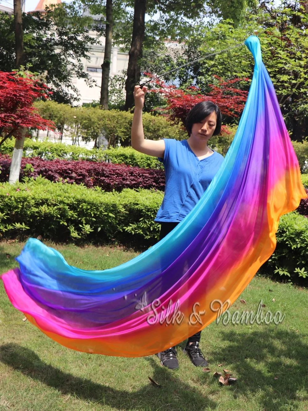 Long side Iridescence, 1 pc 2.3m*0.9m(70"*35") detachable hand painted belly dance silk veil poi, real flowy silk!
Long side Iridescence, 1 pc 2.3m*0.9m(70"*35") detachable hand painted belly dance silk veil poi, real flowy silk!