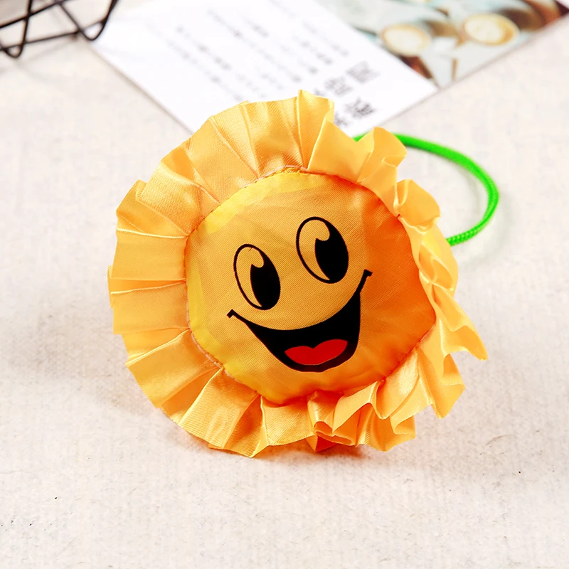 2019Sun flower Hot Creative environmental storage bag Handbag Foldable Shopping Bags Reusable Folding Grocery Nylon eco tote Bag
2019Sun flower Hot Creative environmental storage bag Handbag Foldable Shopping Bags Reusable Folding Grocery Nylon eco tote Bag