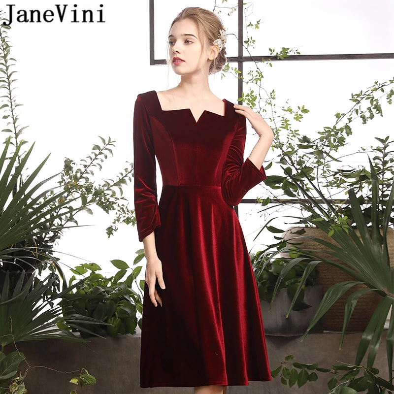 

JaneVini Simple Burgundy Short Cocktail Dresses Plus Size 3/4 Long Sleeve A Line Velvet Knee Length Dress Backless Cocktail Jurk
