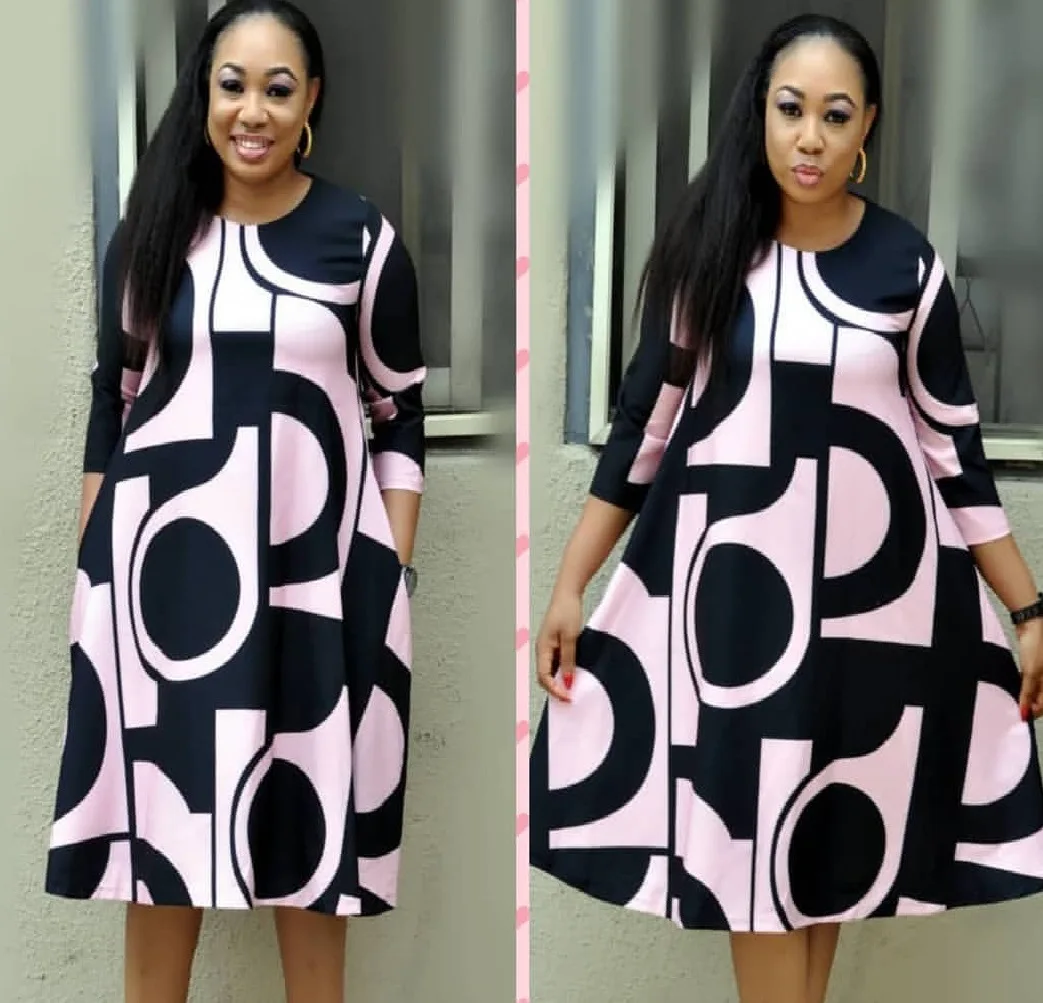 2019 New 3D Digital Printing Round Neck Large Size Loose Knee-length Dress Summer Simple Casual Women Dress 6color CFB043 L-3XL
2019 New 3D Digital Printing Round Neck Large Size Loose Knee-length Dress Summer Simple Casual Women Dress 6color CFB043 L-3XL