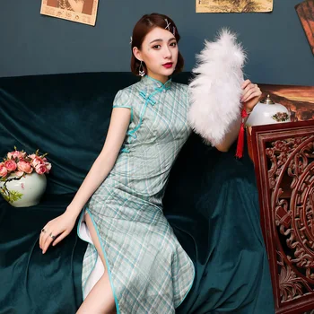 Elegant Plaid Satin Mandarin Collar Cheonggam Sexy Slim Chinese Dress Summer New Short Sleeve Vitage Button Qipao SIZE 3XL
Elegant Plaid Satin Mandarin Collar Cheonggam Sexy Slim Chinese Dress Summer New Short Sleeve Vitage Button Qipao SIZE 3XL