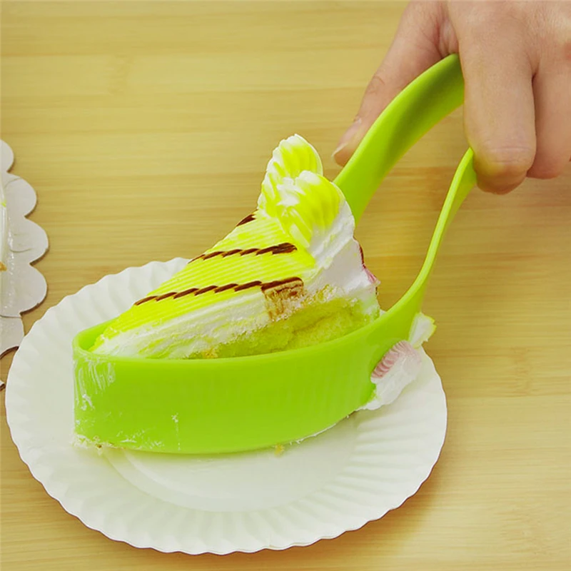 VOGVIGO 2018 New Plastic One Piece Green Cut Cake Cutter Cutter Cake Cutter Cake Kitchen Tool Baking Gadget
VOGVIGO 2018 New Plastic One Piece Green Cut Cake Cutter Cutter Cake Cutter Cake Kitchen Tool Baking Gadget