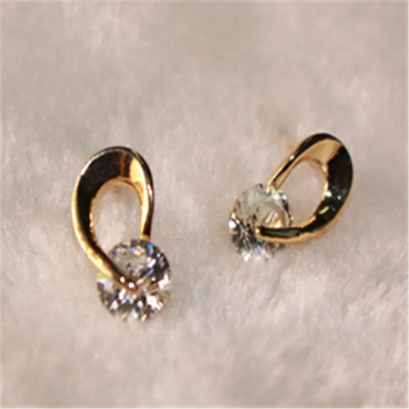 Fashion Gold Color Alloy Zircon Rhinestone Crystal Earrings Eardrop Studs Earring For Women Gifts Jewelry Female Bijoux e026
Fashion Gold Color Alloy Zircon Rhinestone Crystal Earrings Eardrop Studs Earring For Women Gifts Jewelry Female Bijoux e026