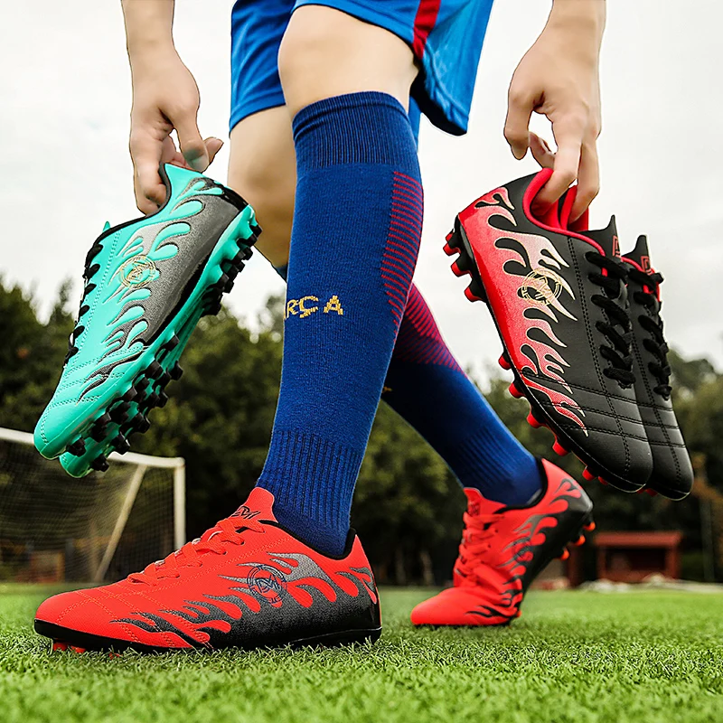 2019 new explosions spike soccer shoes, fashion high-tech design,Soft and comfortable breathable soccer shoes
2019 new explosions spike soccer shoes, fashion high-tech design,Soft and comfortable breathable soccer shoes