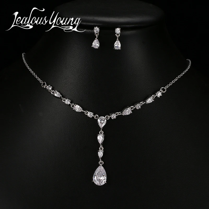 Fashion Water Drop AAA Cubic Zircon Bridal Jewelry Sets For Women White Gold Plated Color African Beads Jewelry Set AS142
Fashion Water Drop AAA Cubic Zircon Bridal Jewelry Sets For Women White Gold Plated Color African Beads Jewelry Set AS142
