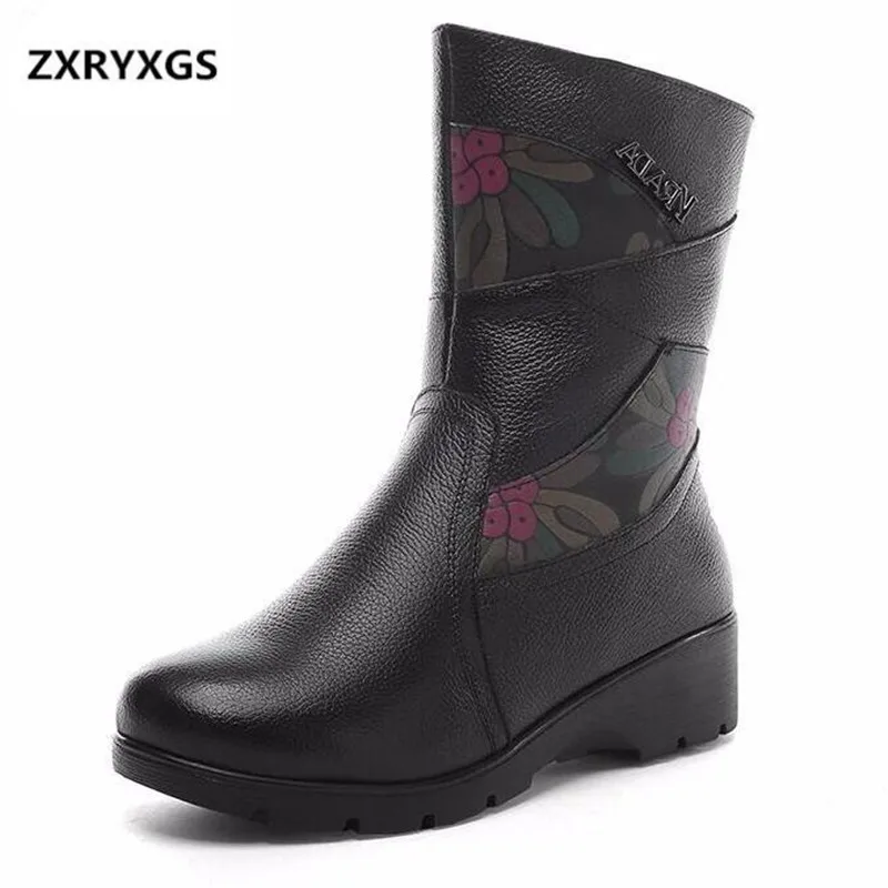 2018 new autumn winter fashion Martin boots printing genuine leather shoes flat wedges boots winter warm woman boots snow shoes
2018 new autumn winter fashion Martin boots printing genuine leather shoes flat wedges boots winter warm woman boots snow shoes
