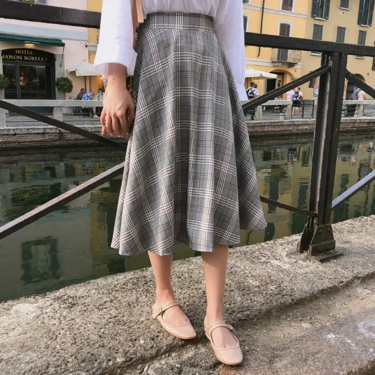 Women 'S Skirt Retro Plaid Color Block Aline Skirt 2018, Korea Autumn New Style Women Checked High Waist Put on a Large Midi Ski
Women 'S Skirt Retro Plaid Color Block Aline Skirt 2018, Korea Autumn New Style Women Checked High Waist Put on a Large Midi Ski