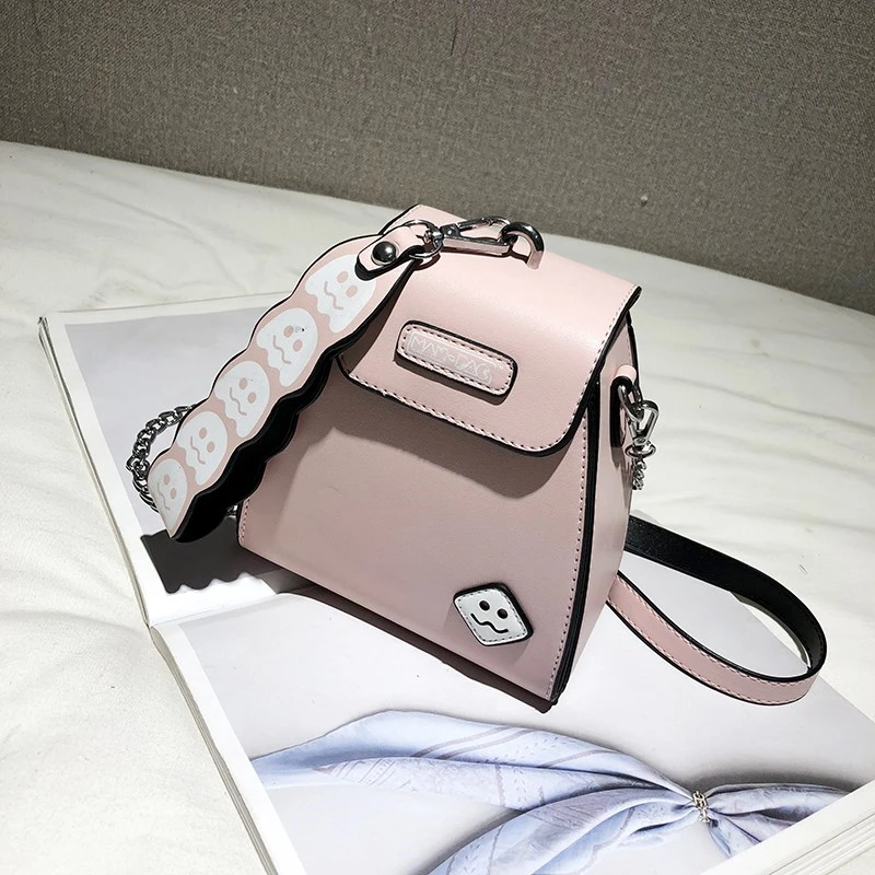New Fashion Wristband Handbag Designer Tote Shoulder Messenger Lady Clutch Bag Chain Women Party Mobile Coin Purse Crossbody Bag
New Fashion Wristband Handbag Designer Tote Shoulder Messenger Lady Clutch Bag Chain Women Party Mobile Coin Purse Crossbody Bag